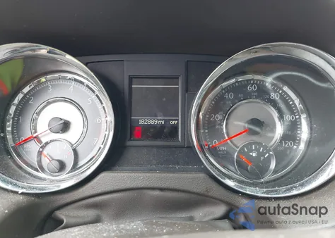 2014 Chrysler Town & Country Limited z USA, uszkodzony, nr VIN 2C4RC1GG3ER195337